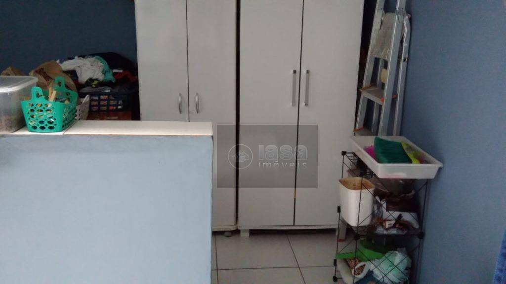 Sobrado à venda com 2 quartos, 90m² - Foto 11