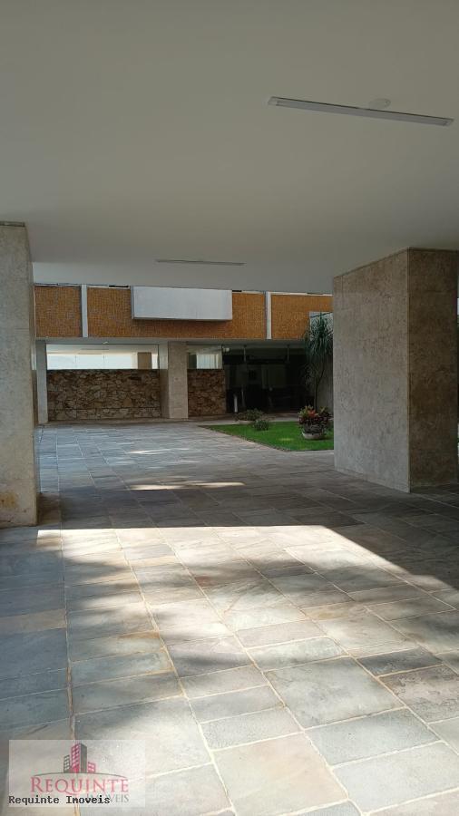 Apartamento para alugar com 3 quartos, 105m² - Foto 10