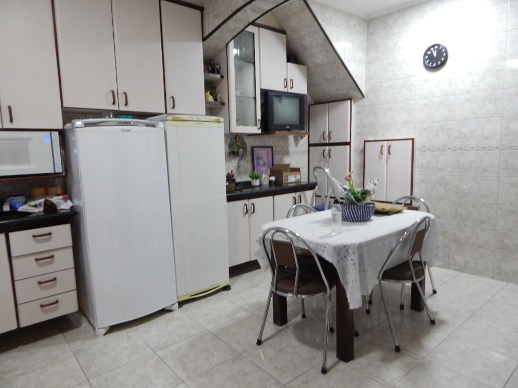 Sobrado à venda com 2 quartos, 80m² - Foto 12