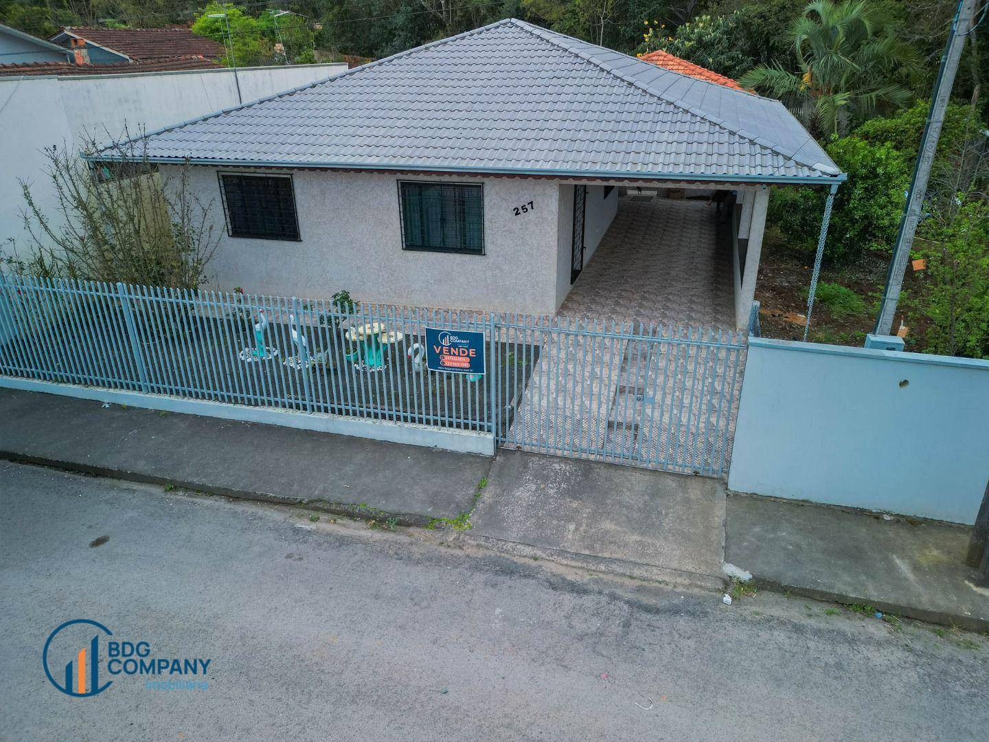 Casa, 3 quartos, 121 m² - Foto 1