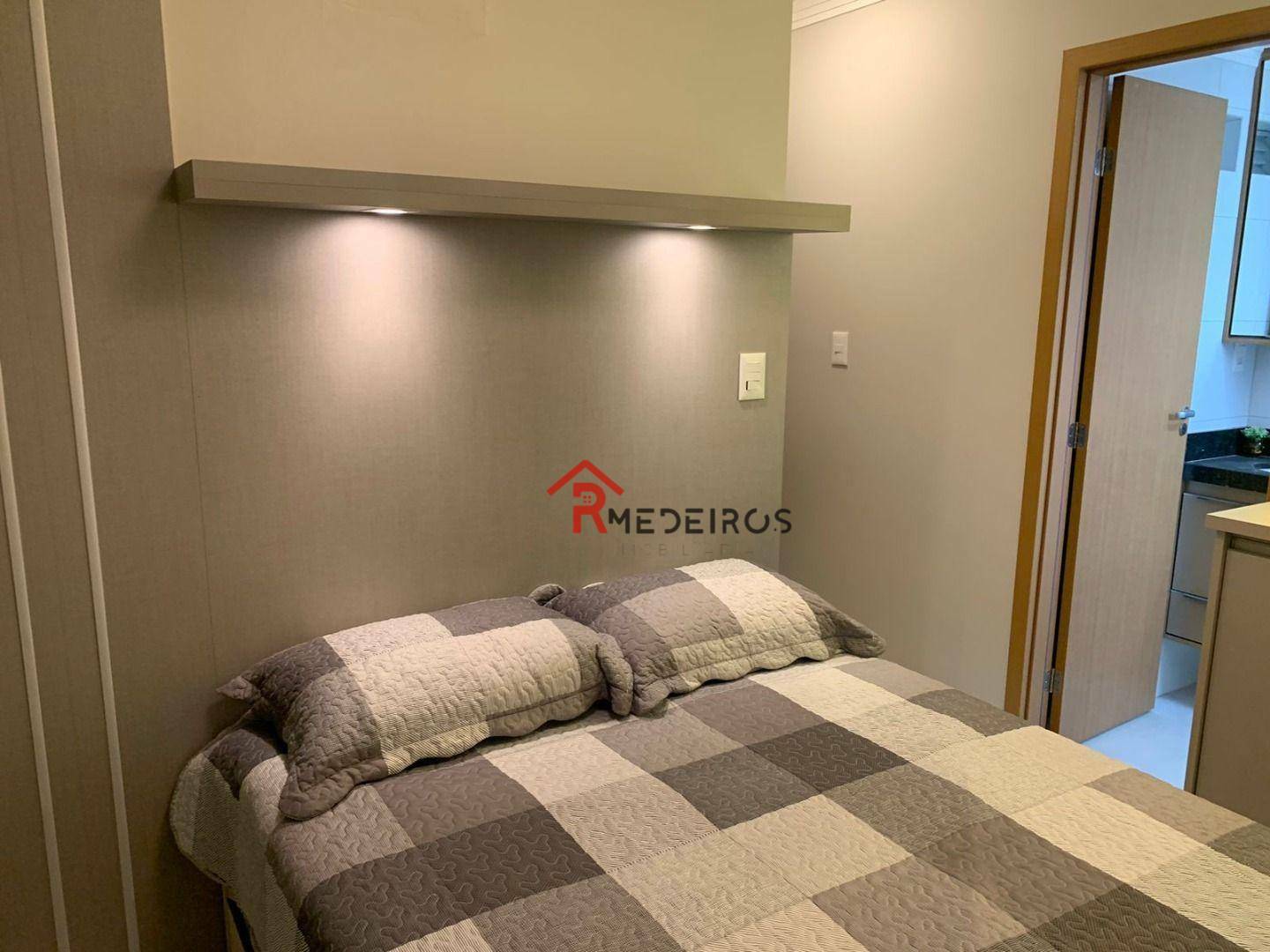 Apartamento à venda com 2 quartos, 66m² - Foto 10