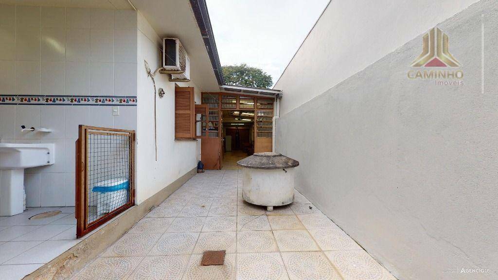 Casa à venda com 4 quartos, 164m² - Foto 32