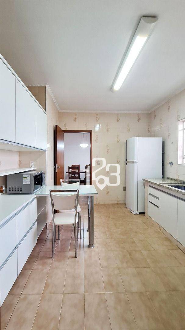 Casa à venda com 4 quartos, 251m² - Foto 27