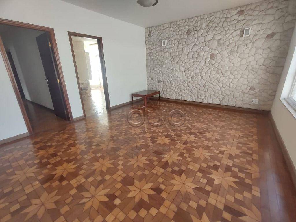 Casa, 3 quartos, 223 m² - Foto 1