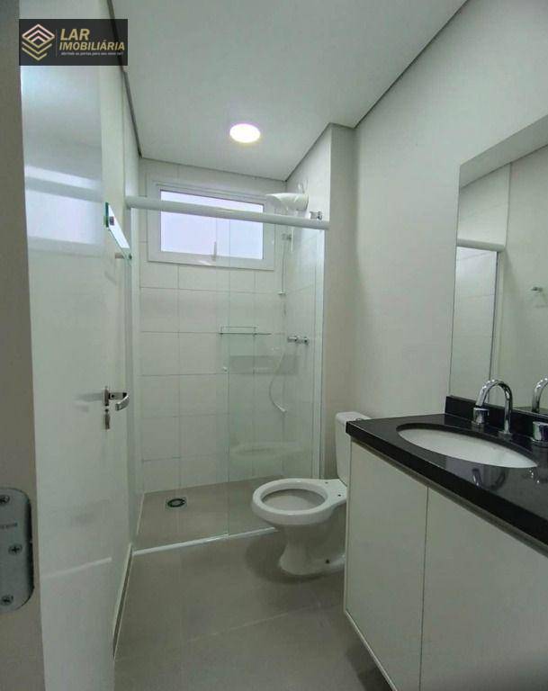 Apartamento para alugar com 3 quartos, 112m² - Foto 12