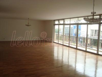 Apartamento à venda com 4 quartos, 320m² - Foto 1