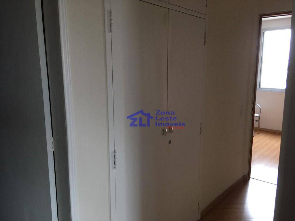 Apartamento à venda com 3 quartos, 93m² - Foto 13