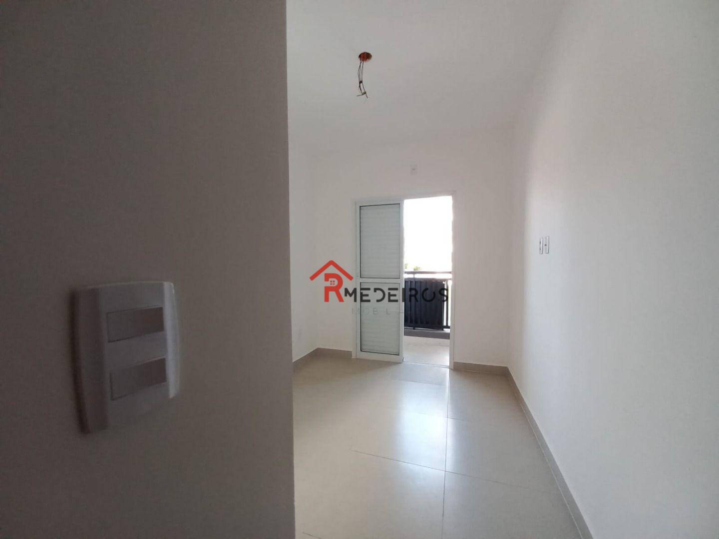 Casa à venda com 2 quartos, 57m² - Foto 13