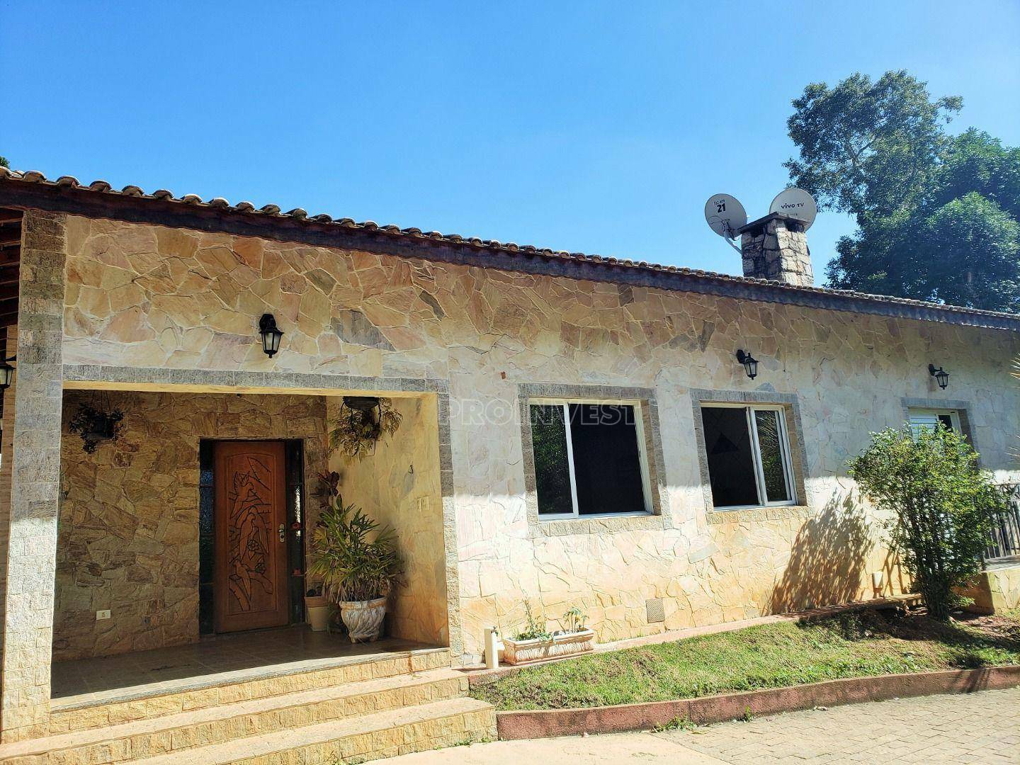 Casa de Condomínio à venda com 3 quartos, 211m² - Foto 3