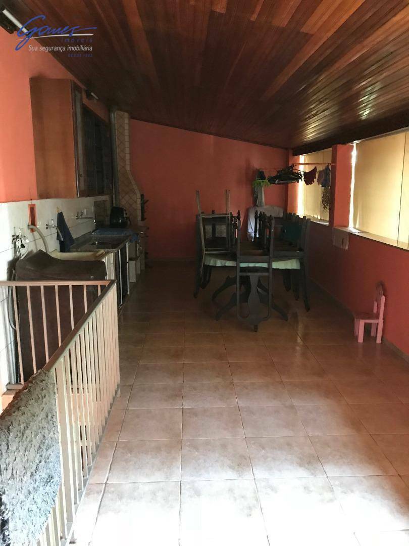 Sobrado à venda com 3 quartos, 300m² - Foto 15