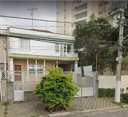 Sobrado à venda com 3 quartos, 314m² - Foto 1