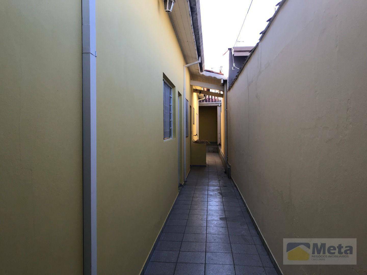 Casa para alugar com 2 quartos, 87m² - Foto 5