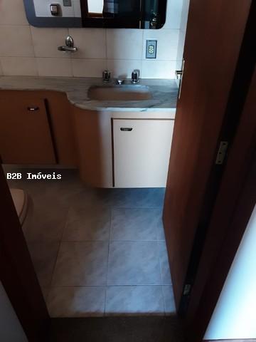 Apartamento à venda com 3 quartos, 122m² - Foto 12