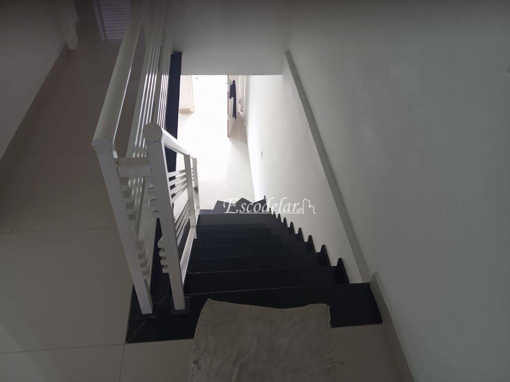 Sobrado à venda com 3 quartos, 200m² - Foto 15