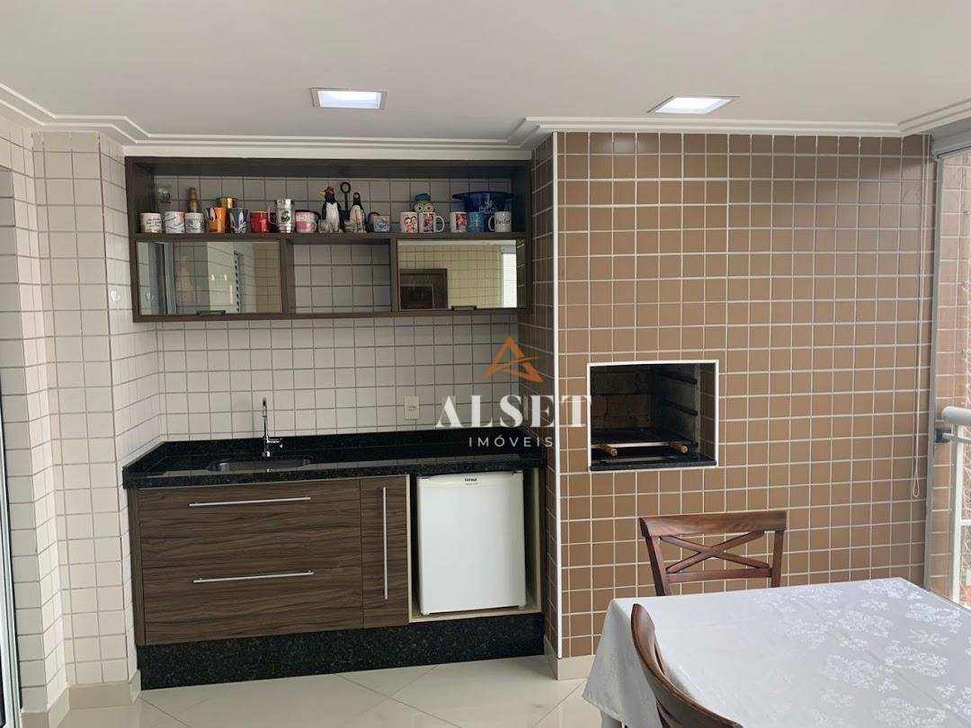 Apartamento à venda com 3 quartos, 124m² - Foto 25