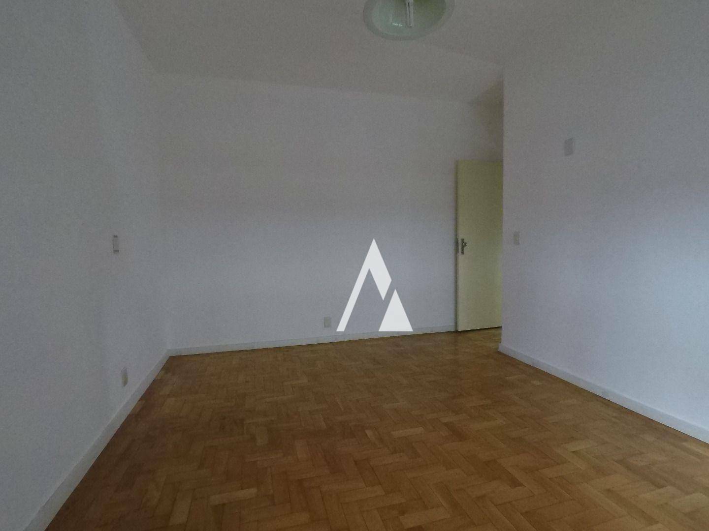 Apartamento à venda com 3 quartos, 123m² - Foto 30