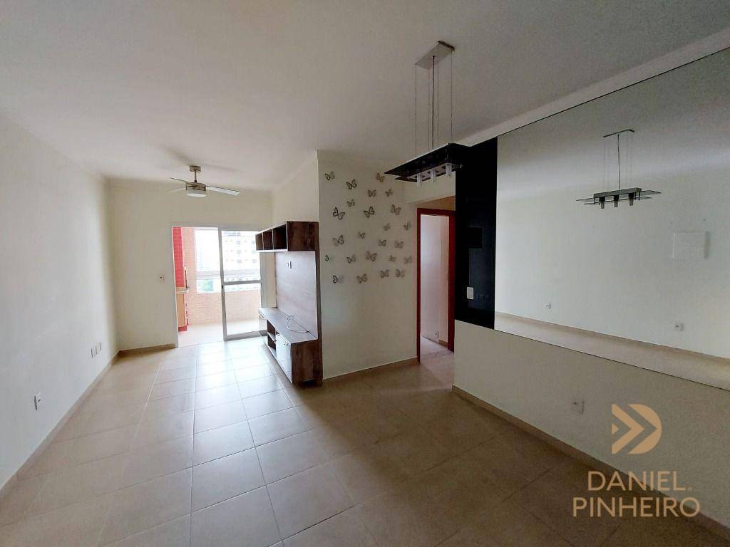 Apartamento à venda com 2 quartos, 75m² - Foto 3