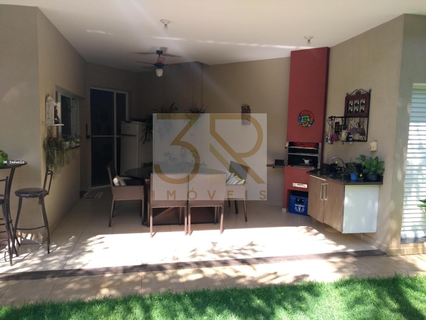 Casa à venda com 3 quartos, 340m² - Foto 26