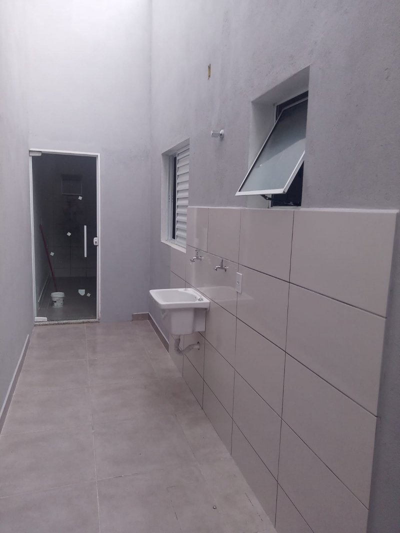 Casa à venda com 2 quartos, 76m² - Foto 15