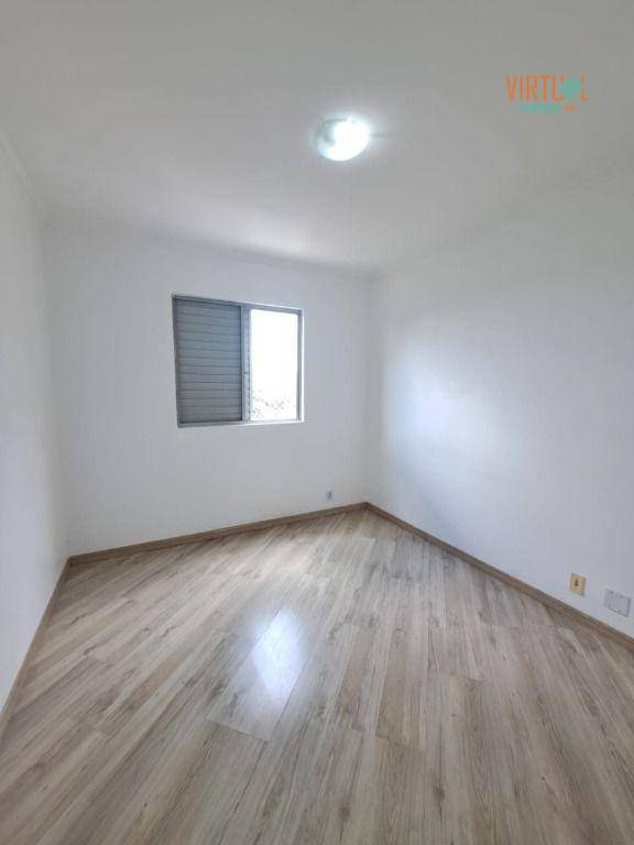 Apartamento para alugar com 3 quartos, 65m² - Foto 10