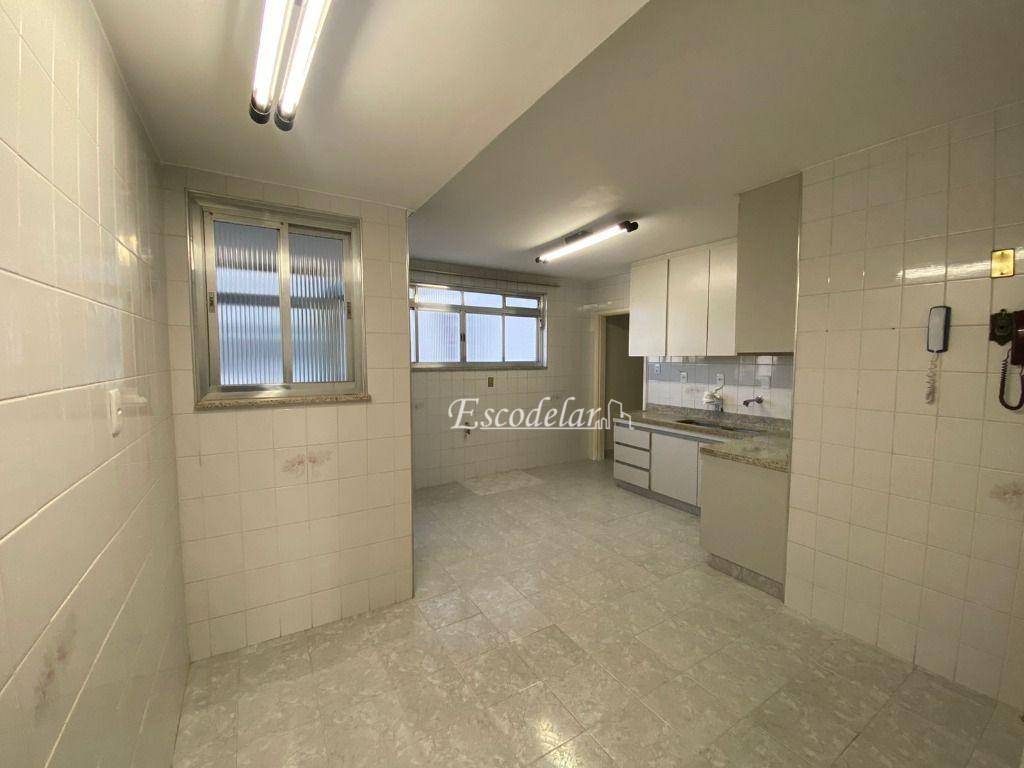 Apartamento à venda com 3 quartos, 170m² - Foto 19