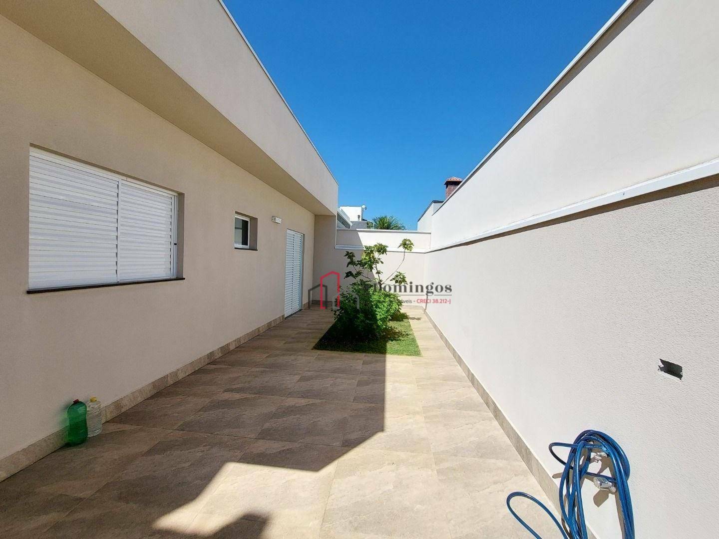 Casa de Condomínio à venda com 3 quartos, 134m² - Foto 27