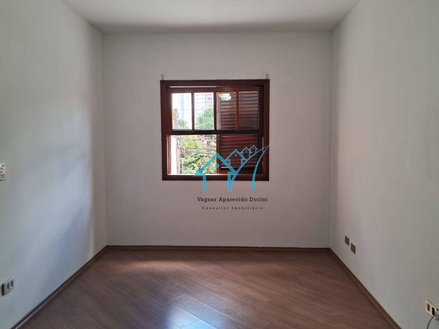 Sobrado à venda com 3 quartos, 160m² - Foto 3