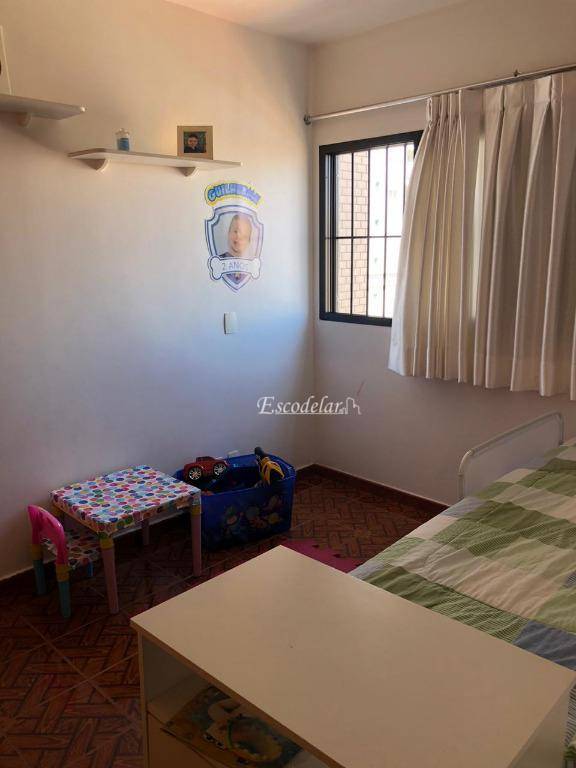 Apartamento à venda com 4 quartos, 160m² - Foto 8