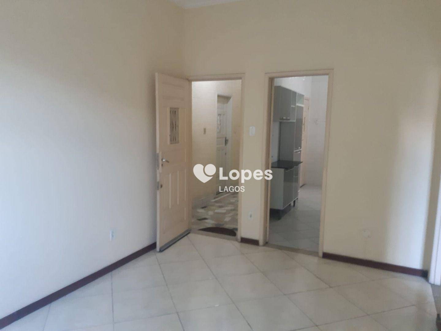 Apartamento à venda com 2 quartos, 70m² - Foto 2