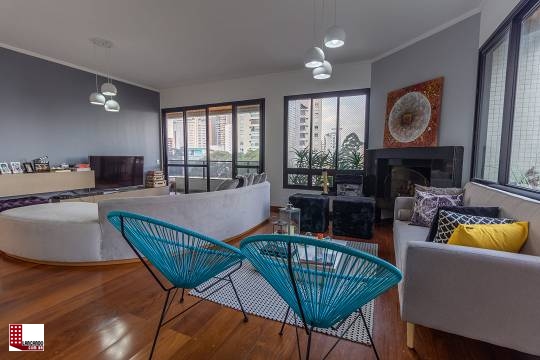 Apartamento à venda com 4 quartos, 190m² - Foto 2