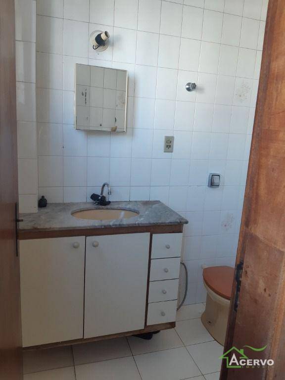 Apartamento à venda com 3 quartos, 140m² - Foto 12