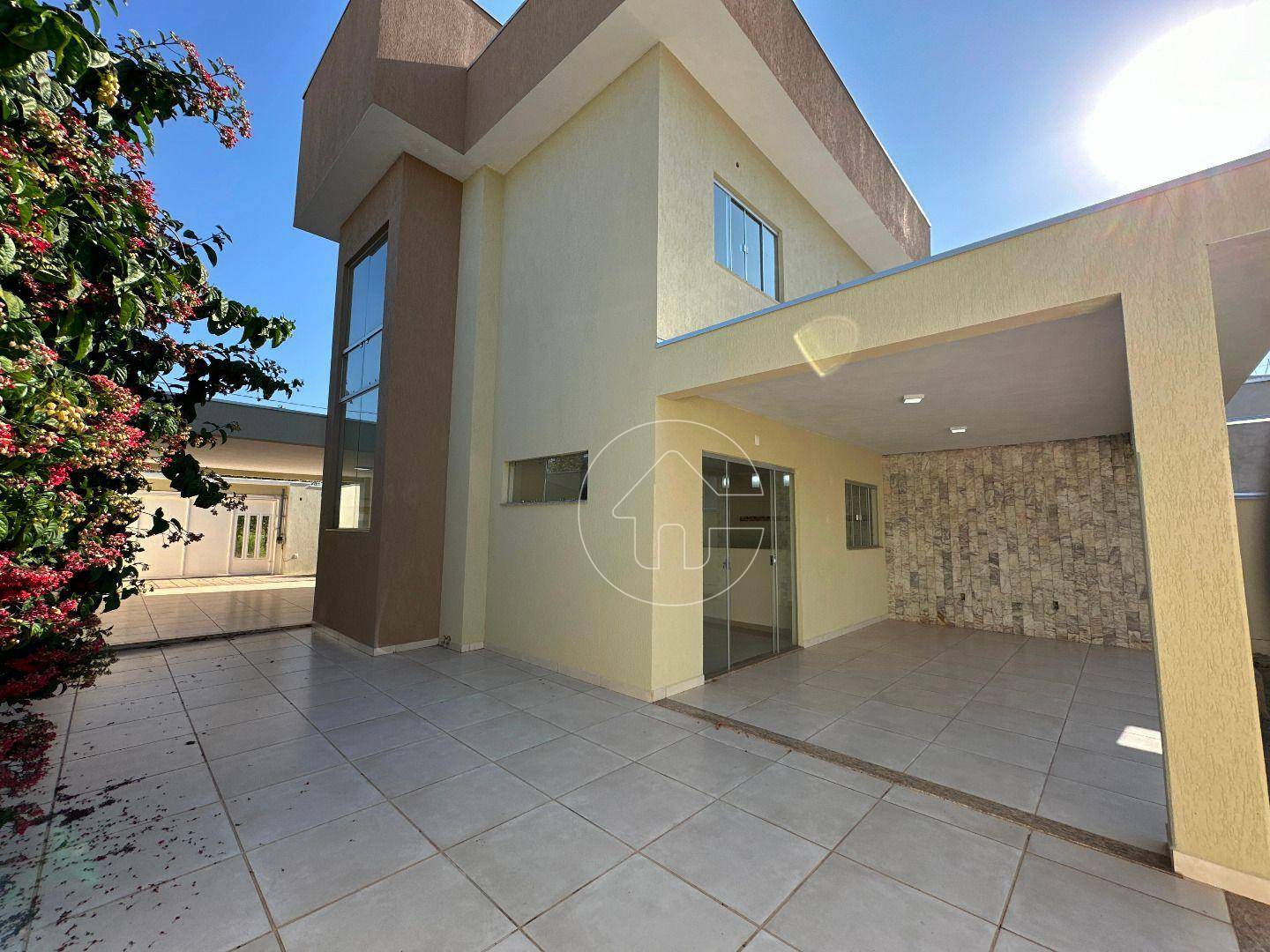 Casa, 3 quartos, 200 m² - Foto 2