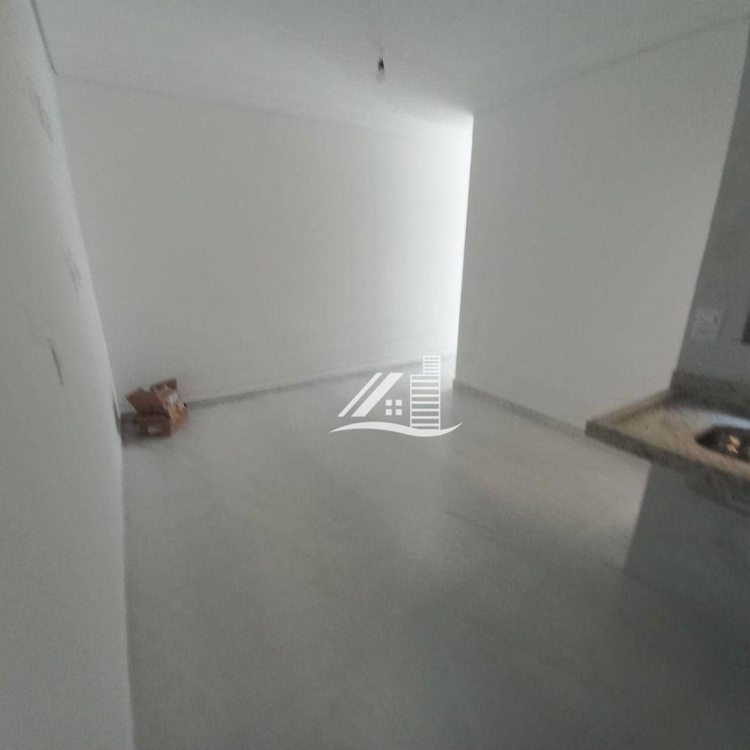 Apartamento à venda com 2 quartos, 42m² - Foto 3