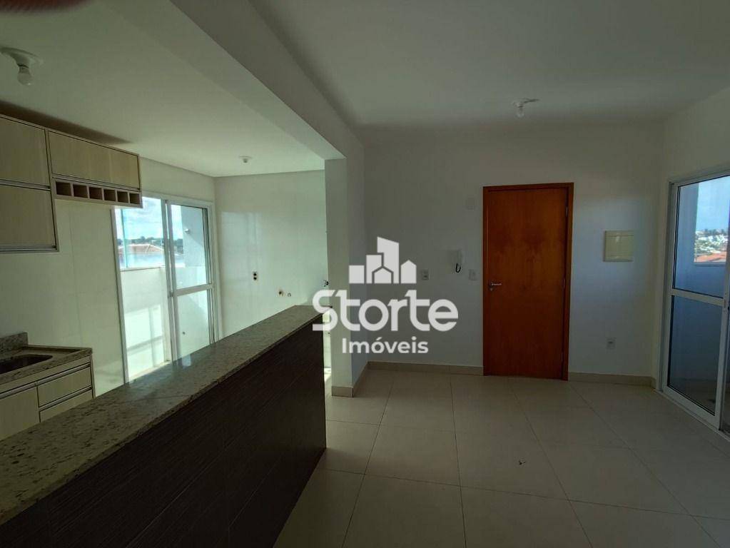 Apartamento para alugar com 2 quartos, 52m² - Foto 4