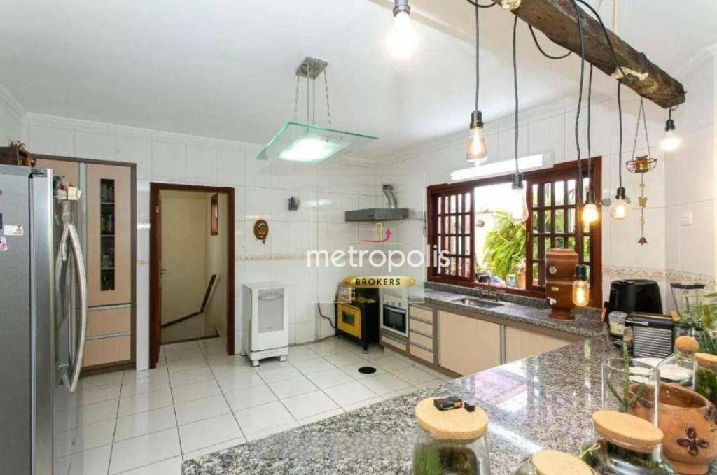 Sobrado à venda com 3 quartos, 218m² - Foto 6