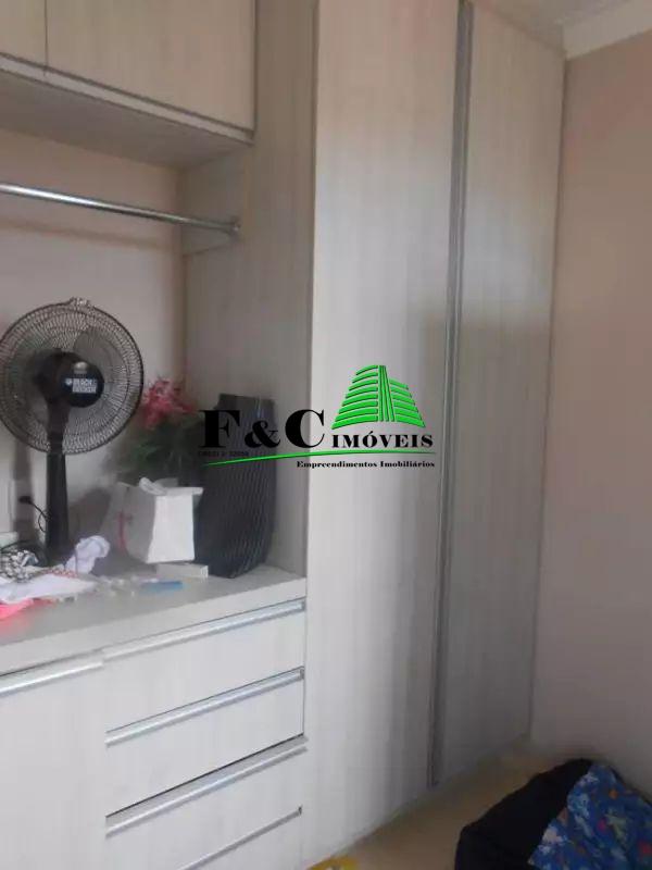 Apartamento à venda com 3 quartos - Foto 2