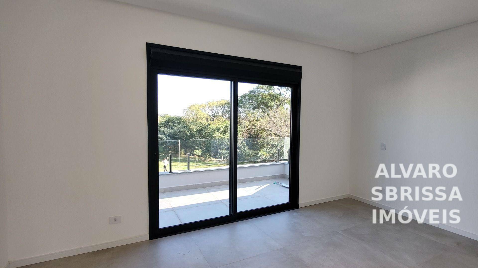 Casa de Condomínio à venda com 4 quartos, 326m² - Foto 37