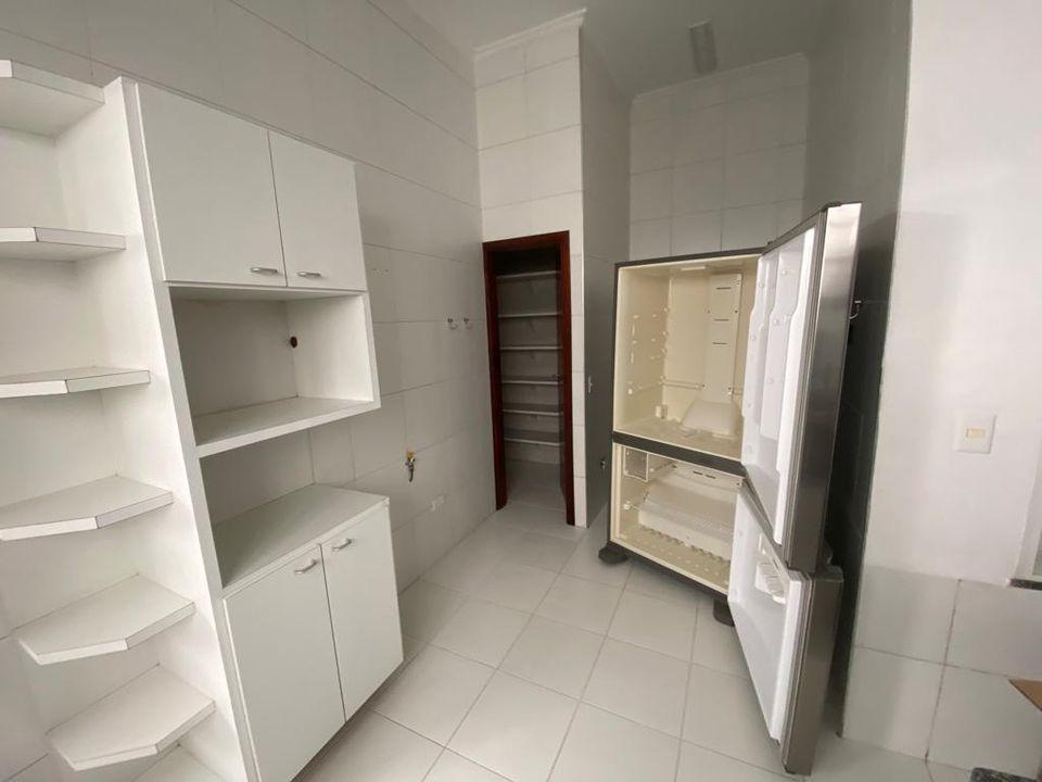 Casa de Condomínio à venda com 4 quartos, 355m² - Foto 17