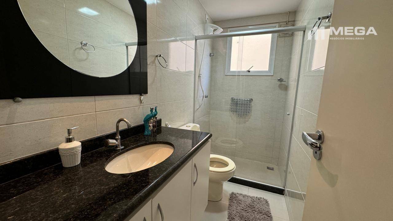 Apartamento à venda com 3 quartos, 156m² - Foto 5