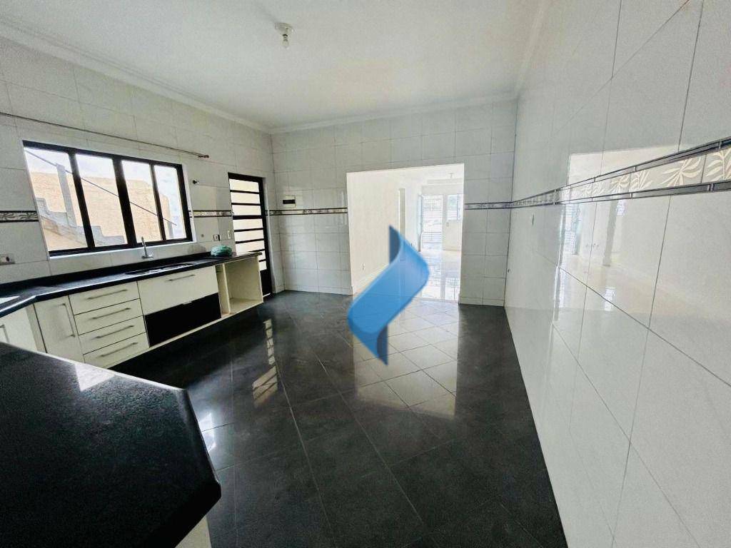 Casa à venda com 4 quartos, 120m² - Foto 9