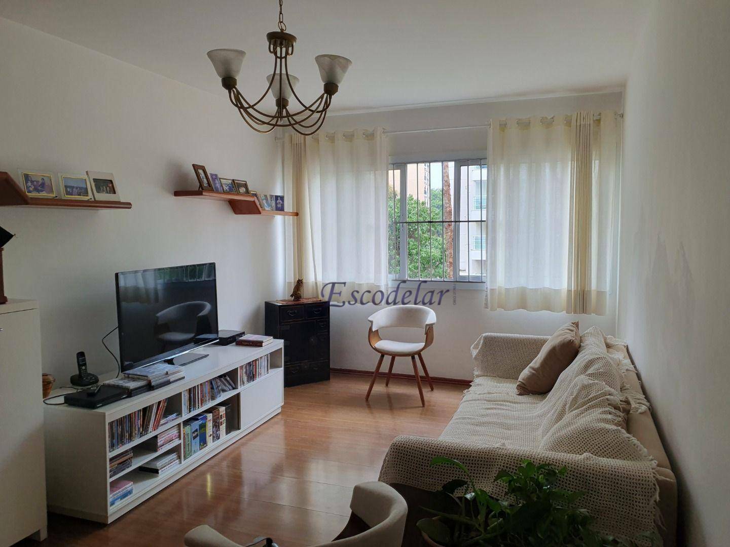 Apartamento à venda com 3 quartos, 110m² - Foto 1