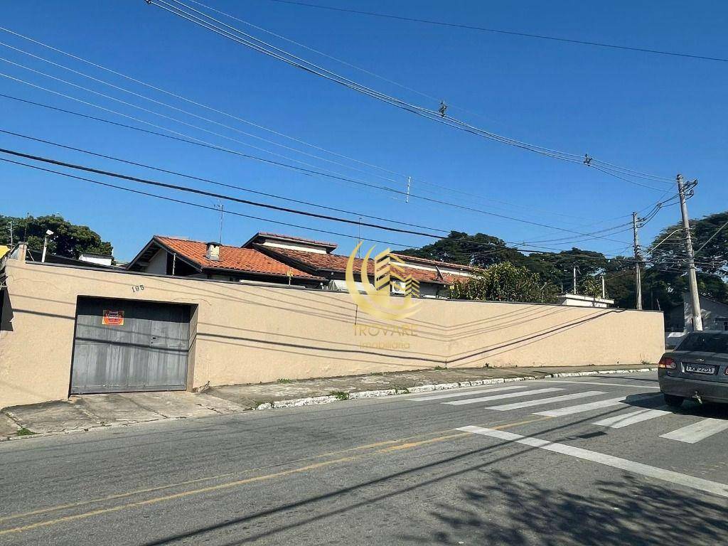 Casa à venda e aluguel com 4 quartos, 180m² - Foto 27
