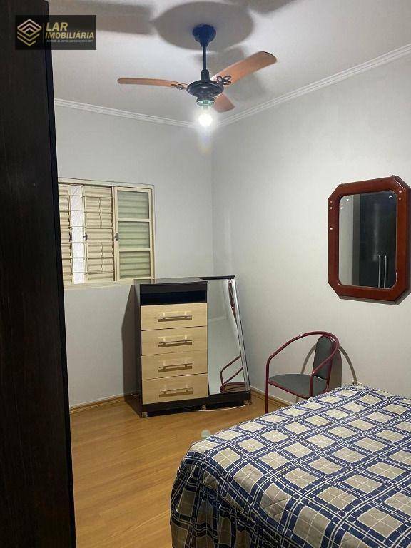 Casa para alugar com 2 quartos, 80m² - Foto 6