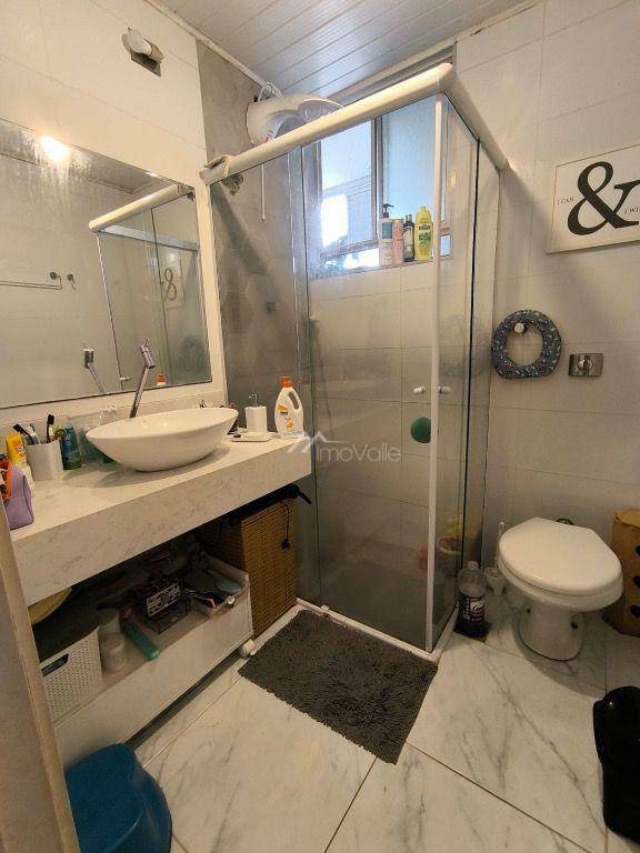 Apartamento à venda com 2 quartos, 67m² - Foto 14