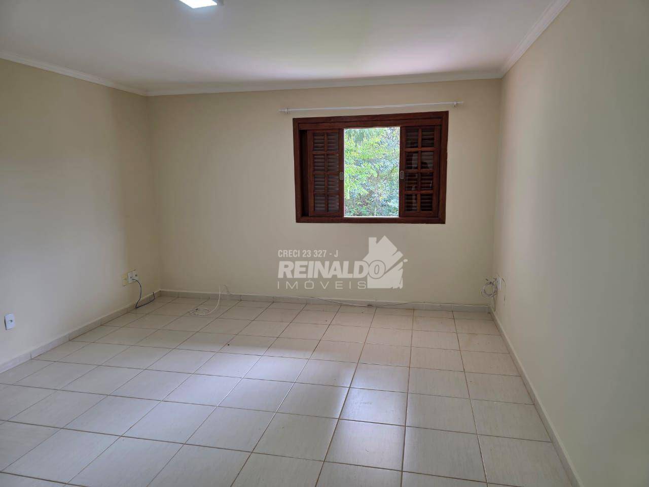 Casa de Condomínio para alugar com 3 quartos, 250m² - Foto 55
