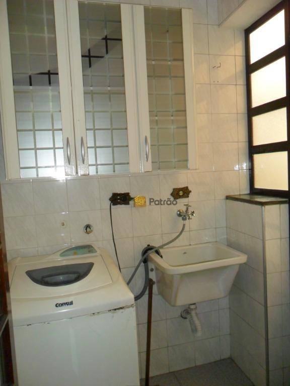 Apartamento à venda com 2 quartos, 70m² - Foto 10