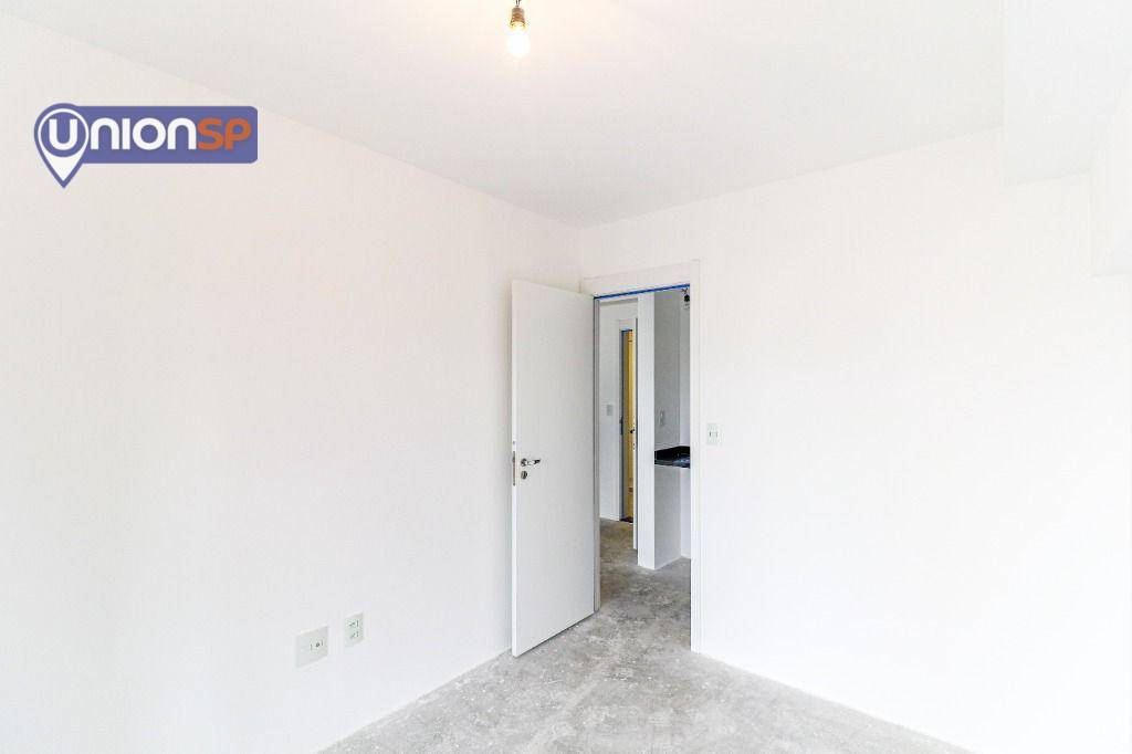 Apartamento à venda com 1 quarto, 42m² - Foto 9