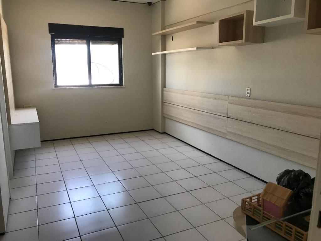 Apartamento à venda com 3 quartos, 130m² - Foto 5