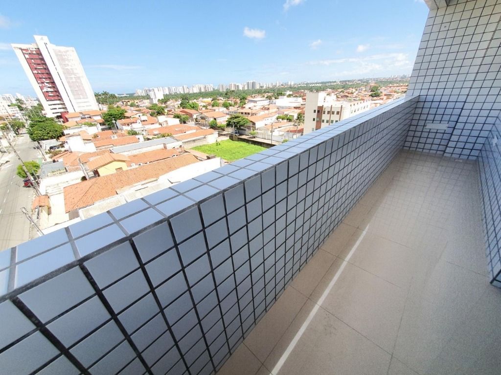 Apartamento à venda com 3 quartos, 115m² - Foto 4