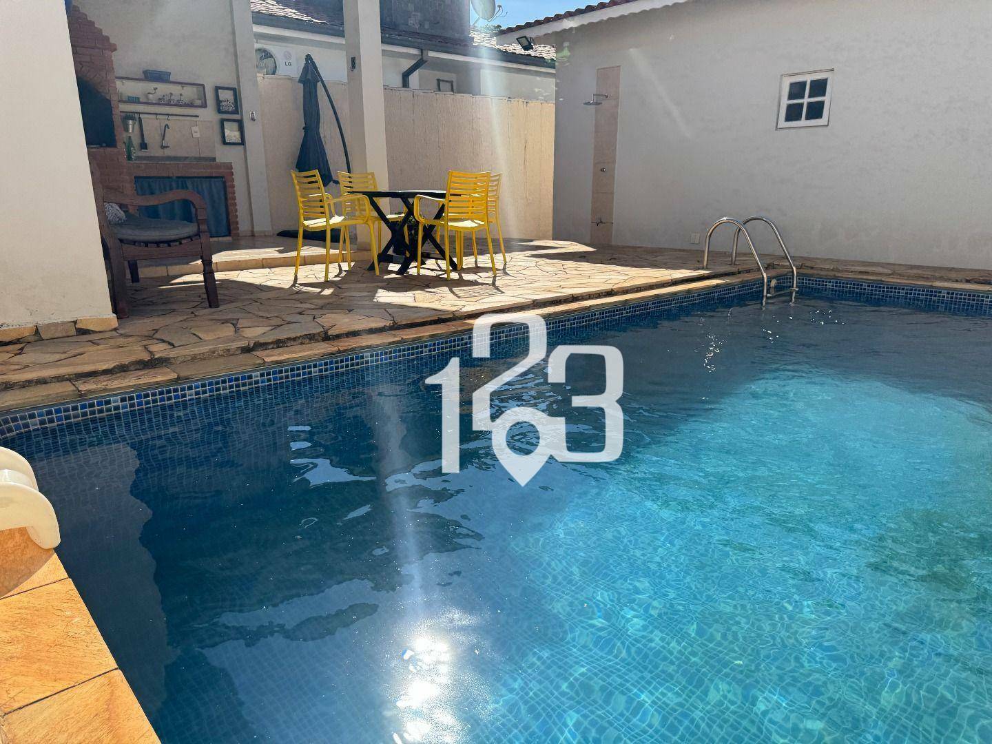 Casa à venda com 3 quartos, 209m² - Foto 19